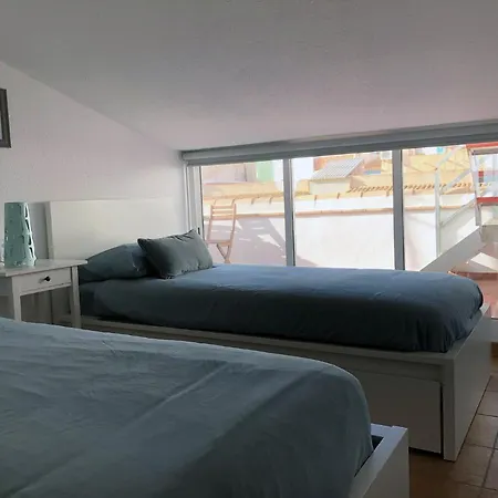 Apartamento Ar27-5 Amplio ático En Primera Línea Del Casco Antiguo