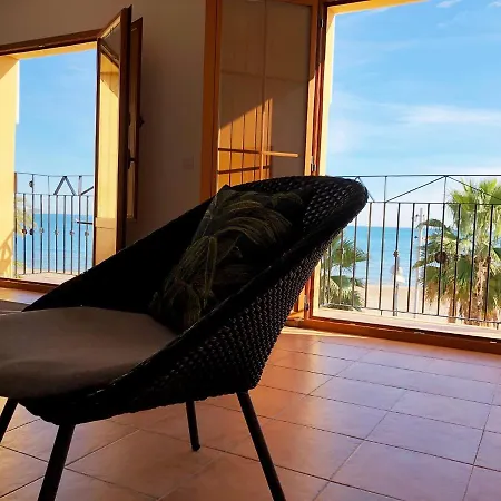 Apartamento Ar27-5 Amplio ático En Primera Línea Del Casco Antiguo